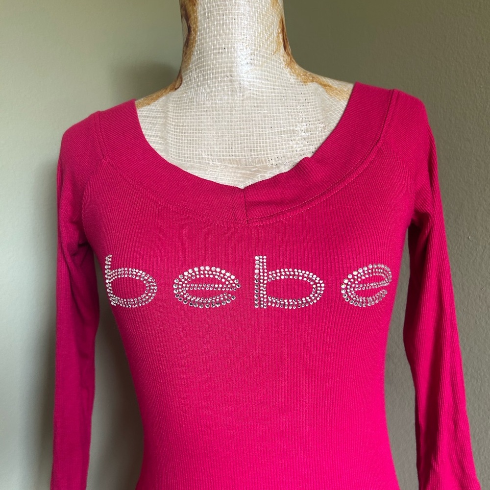 Bebe Rhinestone Logo Fitted 3/4 Sleeve ribbed Top - Picture 4 of 5